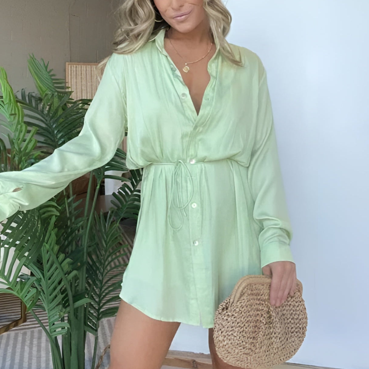 Pernille | Trendy romper-kjole i satin