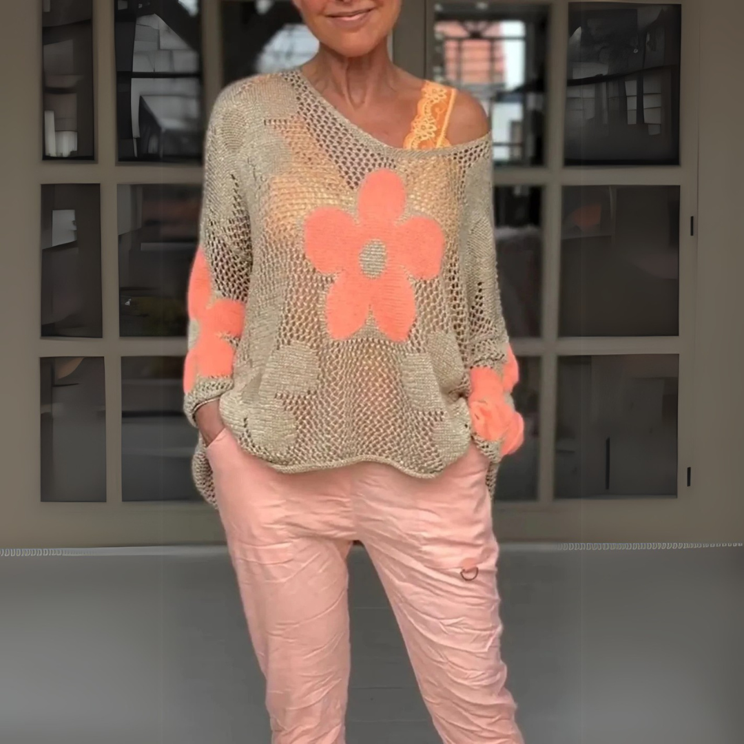Mari | Strikket bluse med v-hals og blomstermønster
