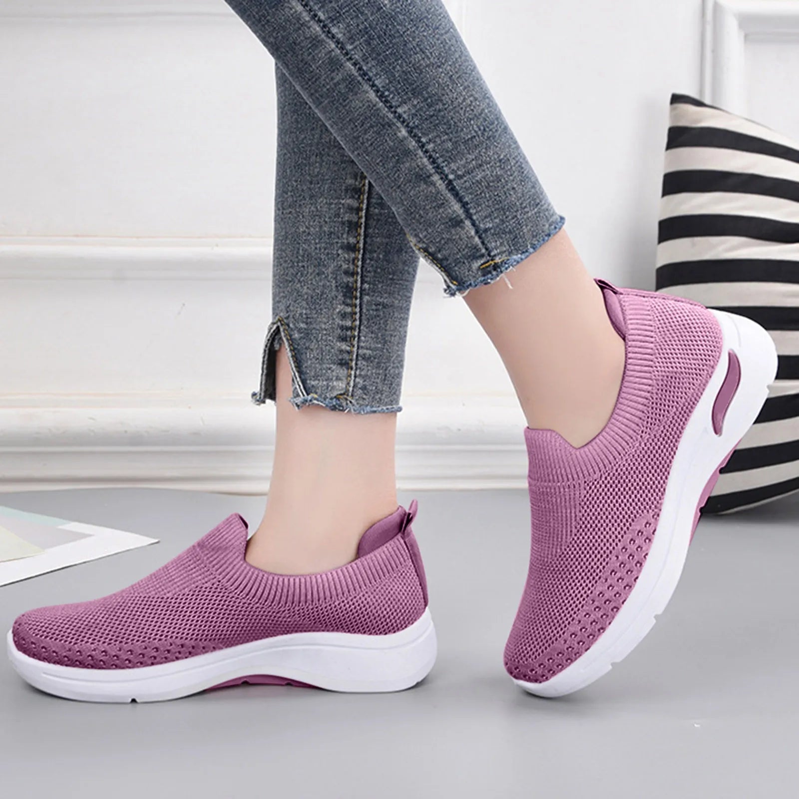 Emilia | Trendy sneakers with foot support