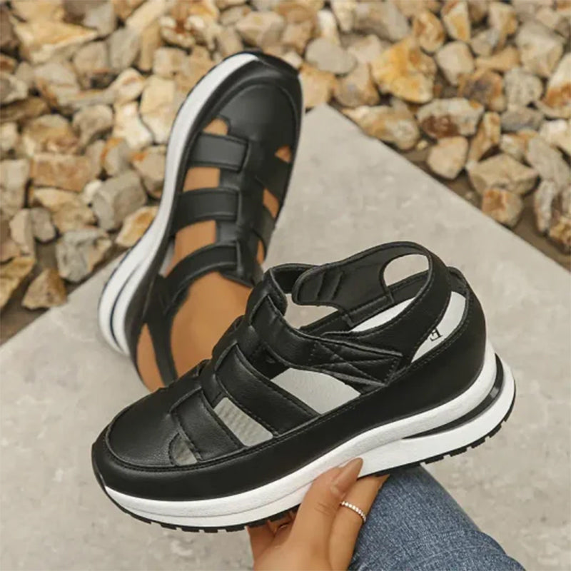 Mia | Orthopedic women’s sandals with Velcro and closed toes