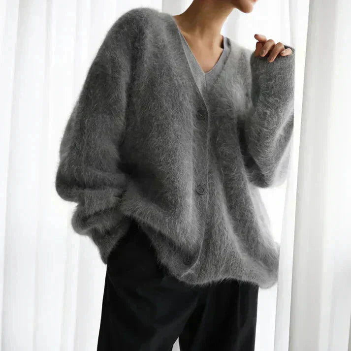 DAISY - LUXURIOUS CASHMERE SWEATER