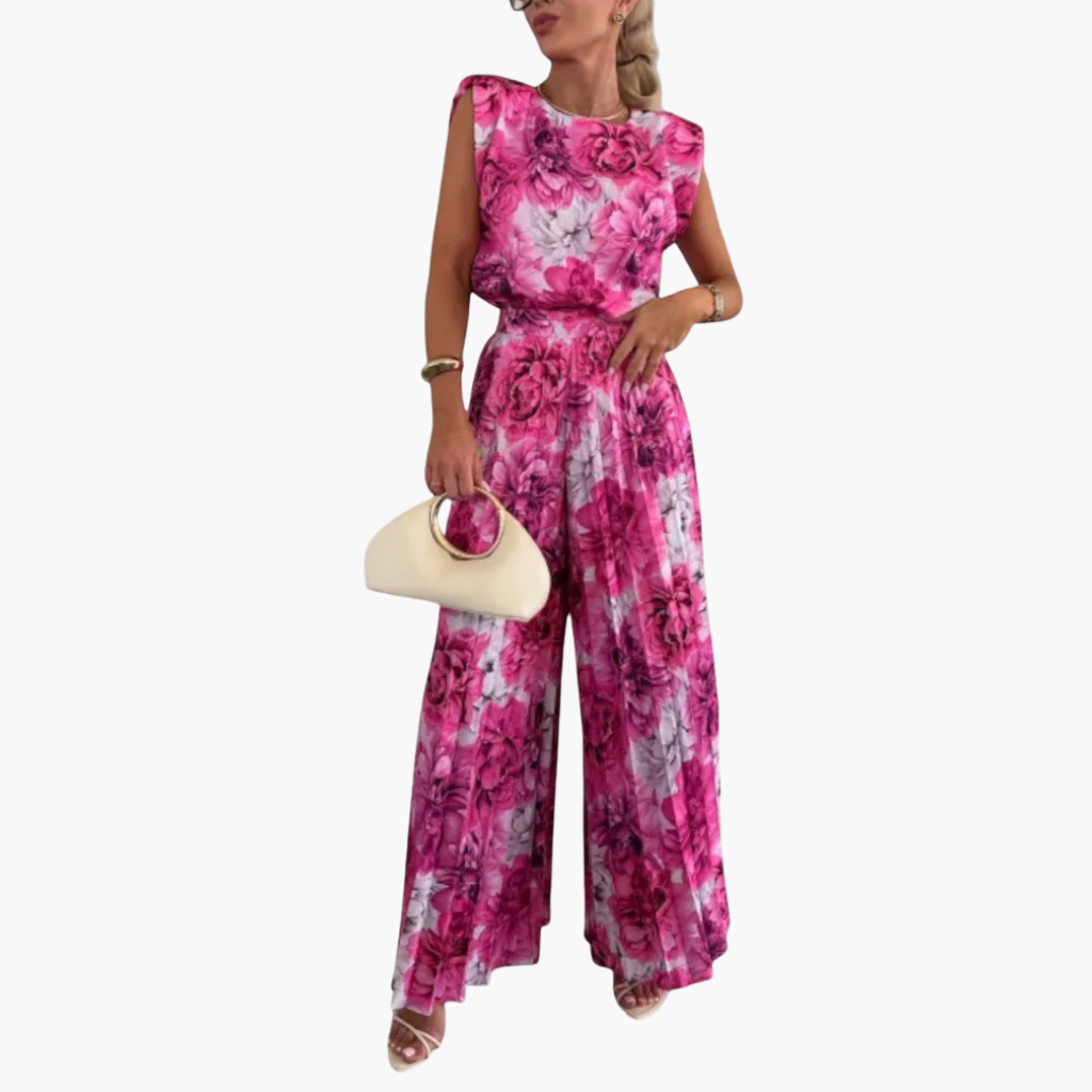 Summer Outfit: Top and Pants Set