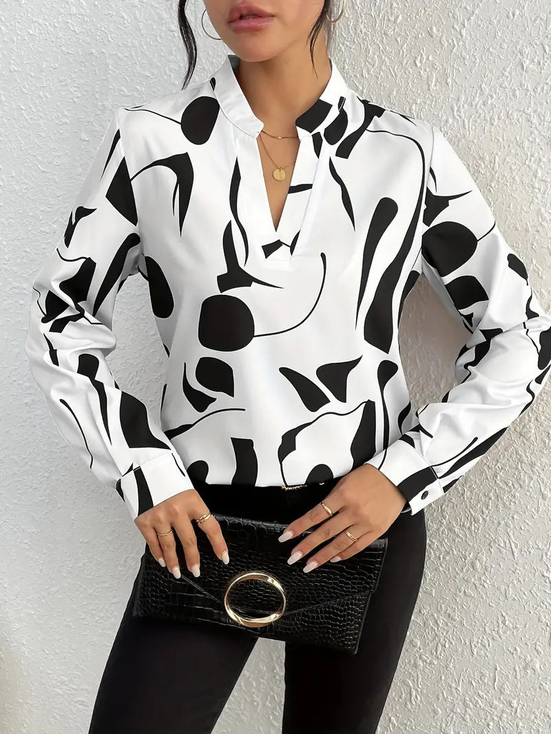 Celeste | Shirt with print and V-neck