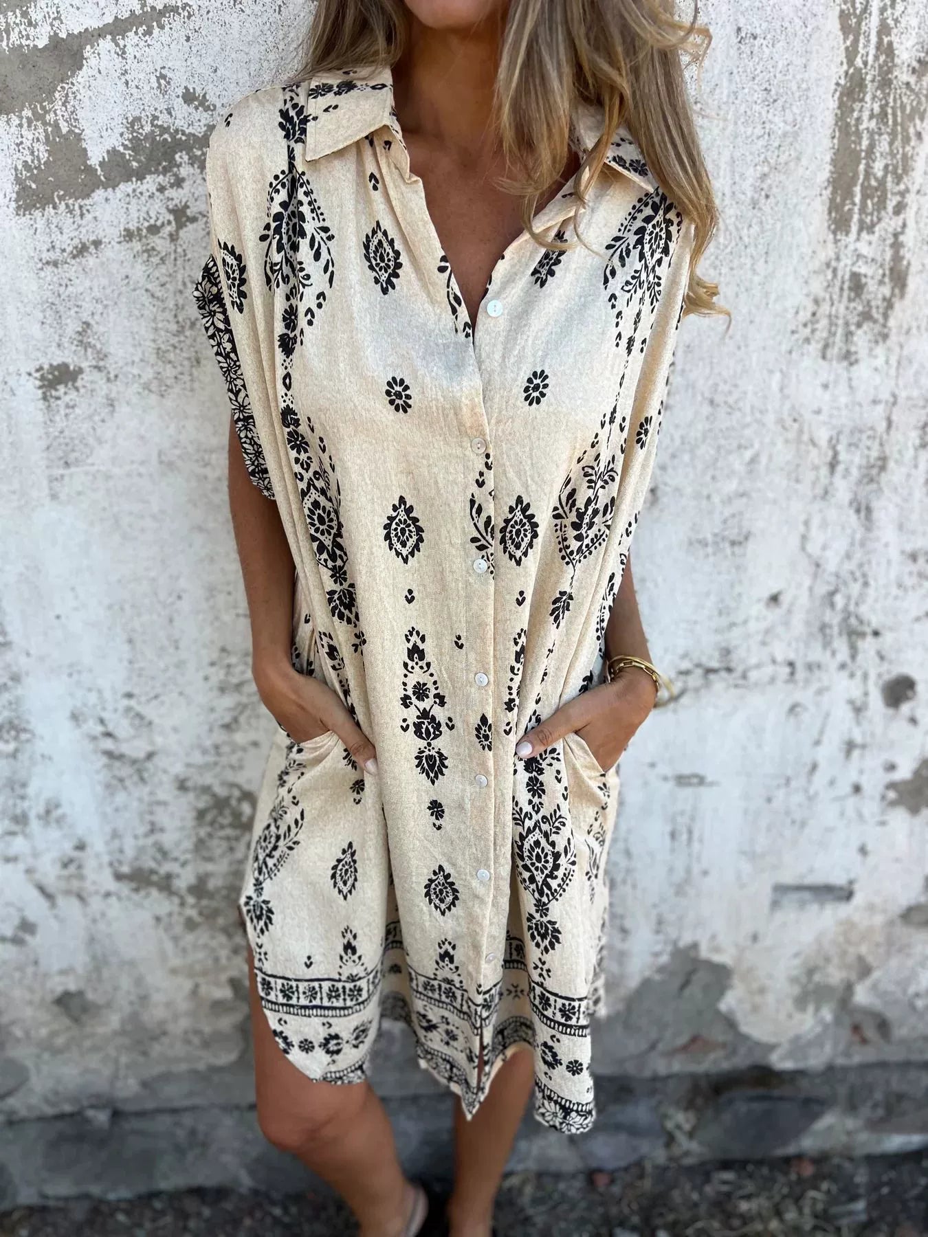 Clarissa | Elegant dress with beautiful pattern