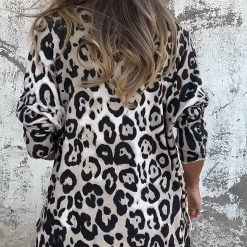 Edith | Top med leopardprint og elastisk halsudskæring