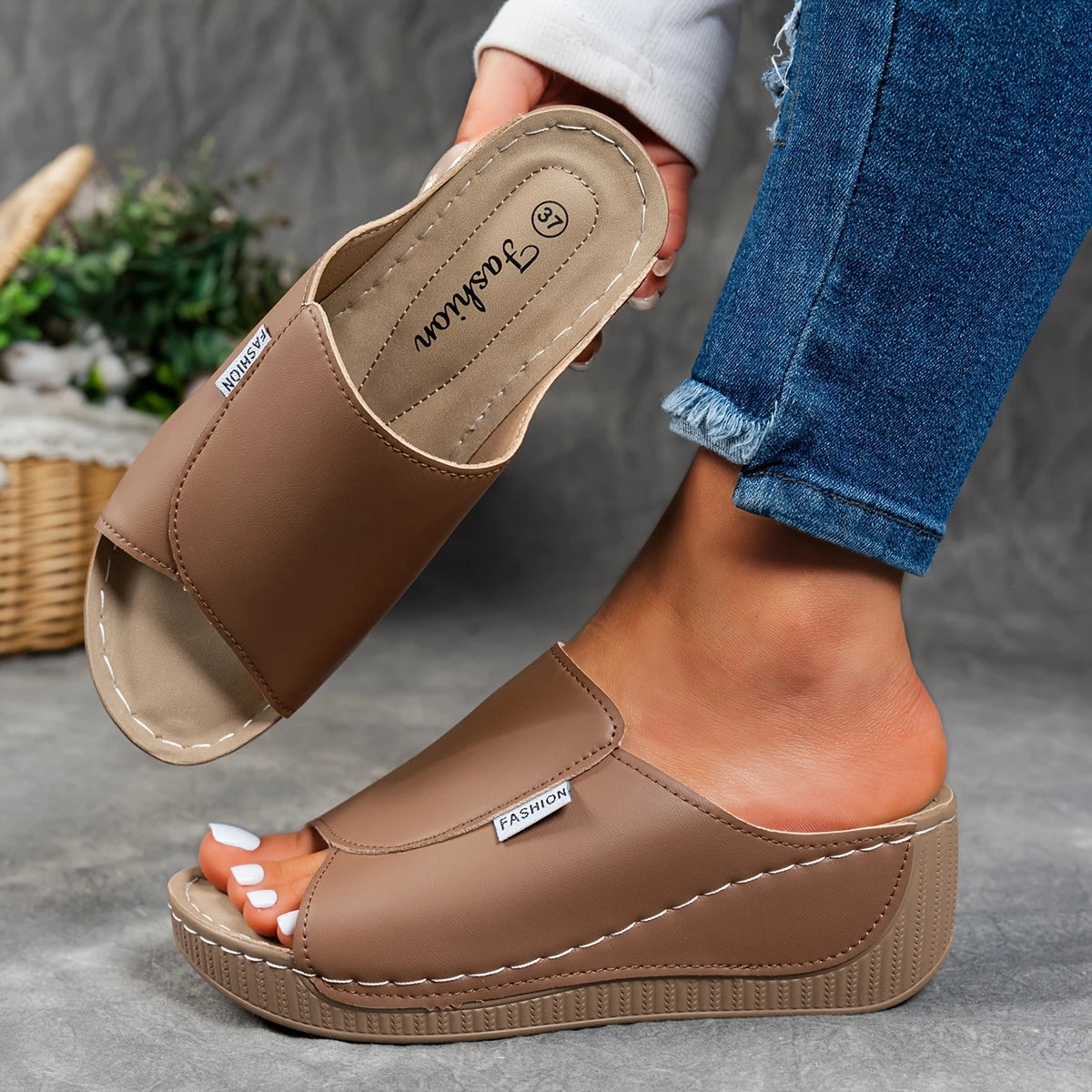Lavena | Luxe sandals with foot support