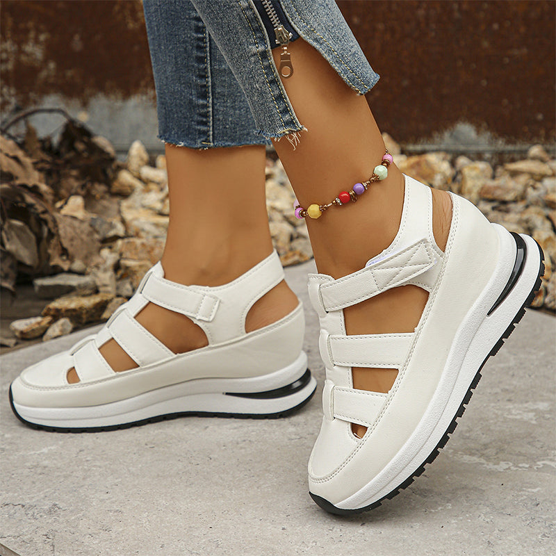 Mia | Orthopedic women’s sandals with Velcro and closed toes