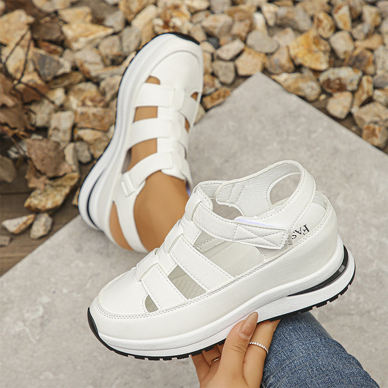 Mia | Orthopedic women’s sandals with Velcro and closed toes