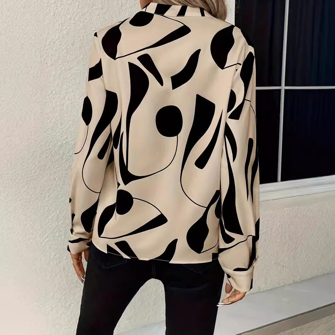 Celeste | Shirt with print and V-neck