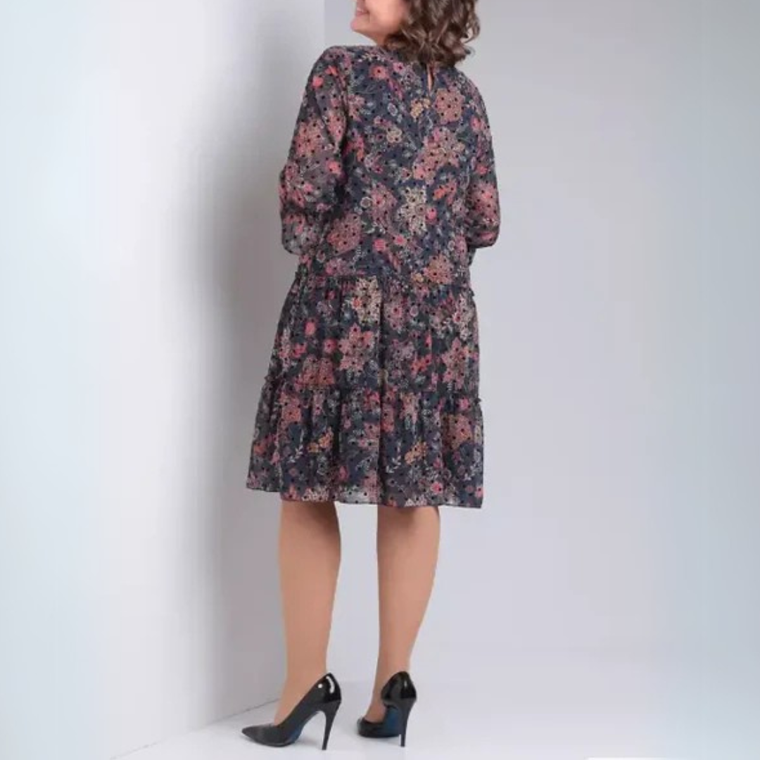 Rosalie | Elegant dress with beautiful details
