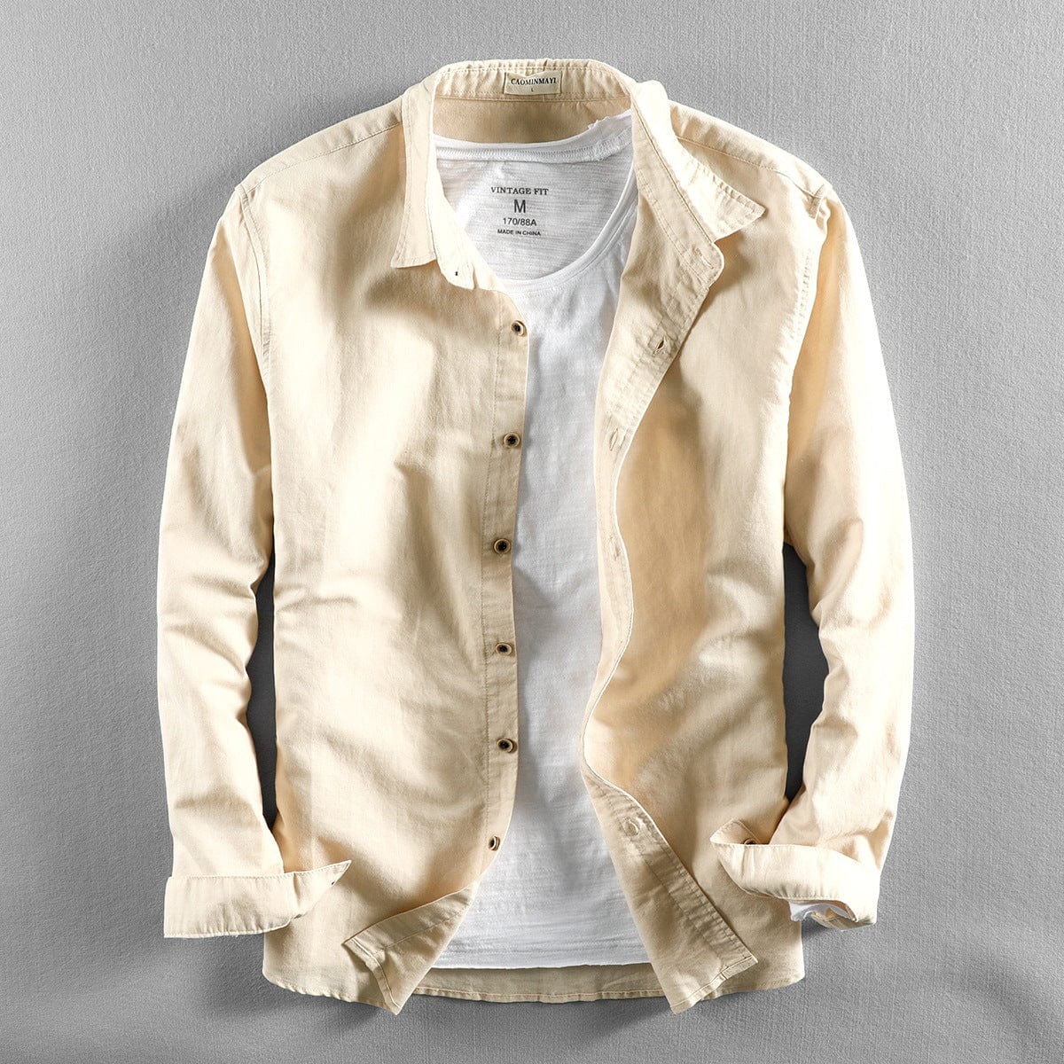 Levi | Classic Button-Up