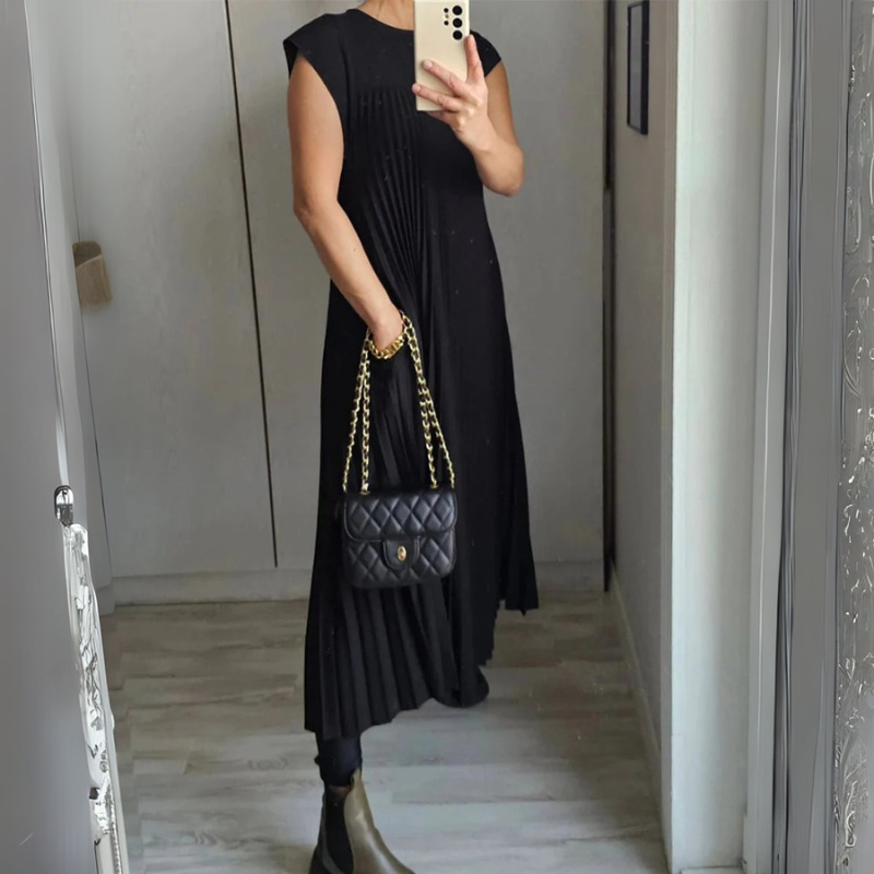 Serena | Luxury dress with slimming effect