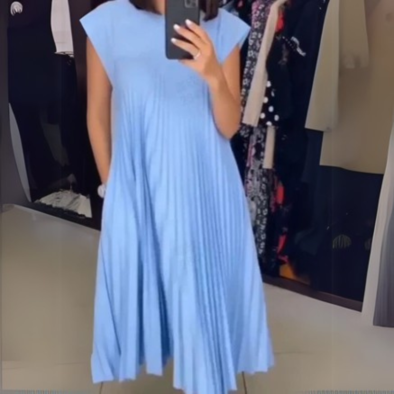 Serena | Luxury dress with slimming effect