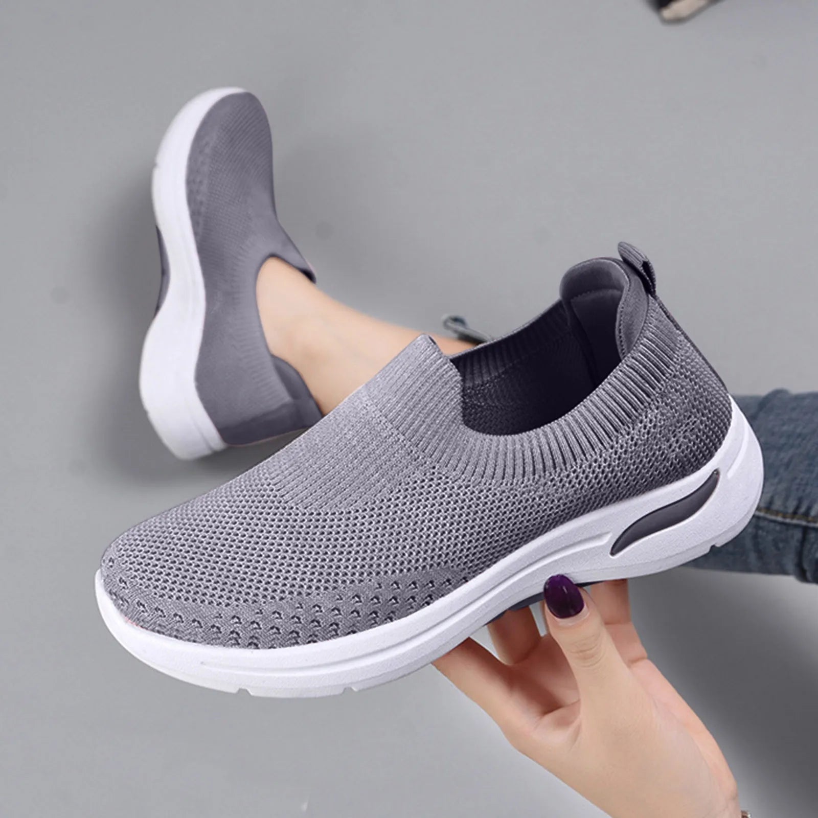 Emilia | Trendy sneakers with foot support