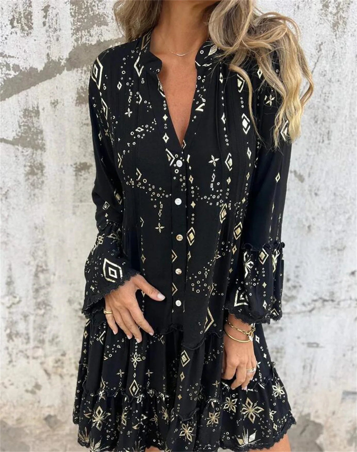 Aurora | Luxury dress with golden pattern