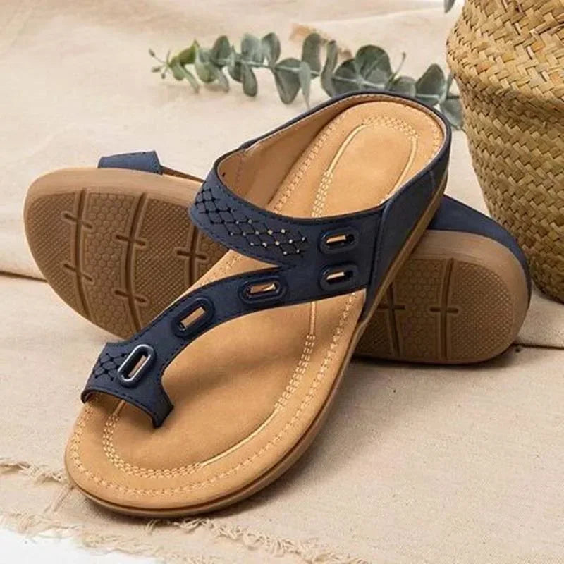 Annah | Stylish sandals with foot support