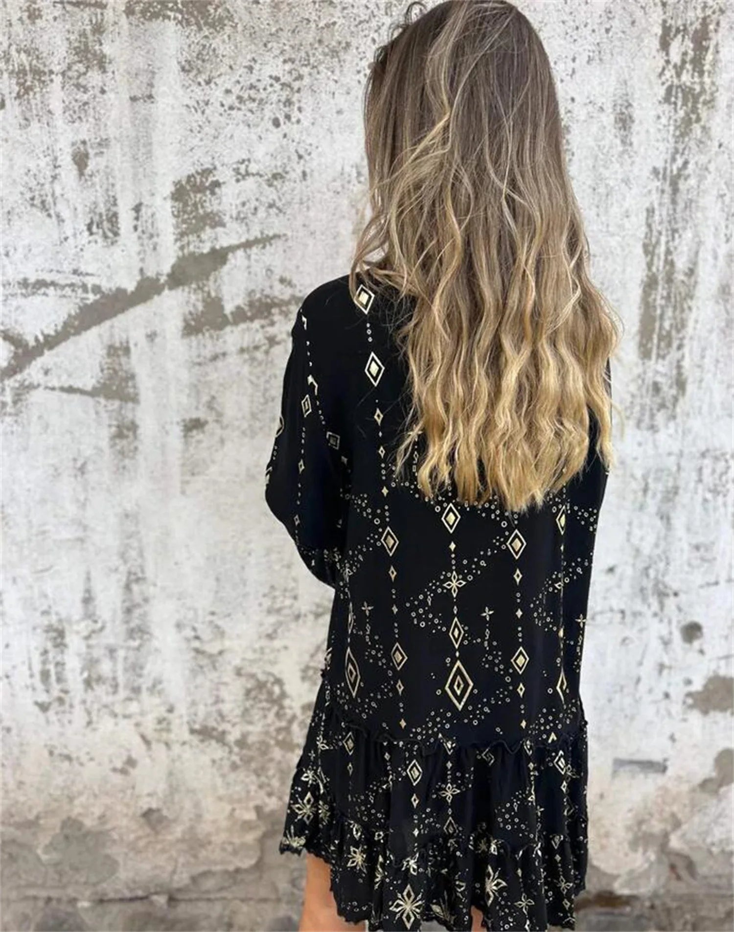 Aurora | Luxury dress with golden pattern