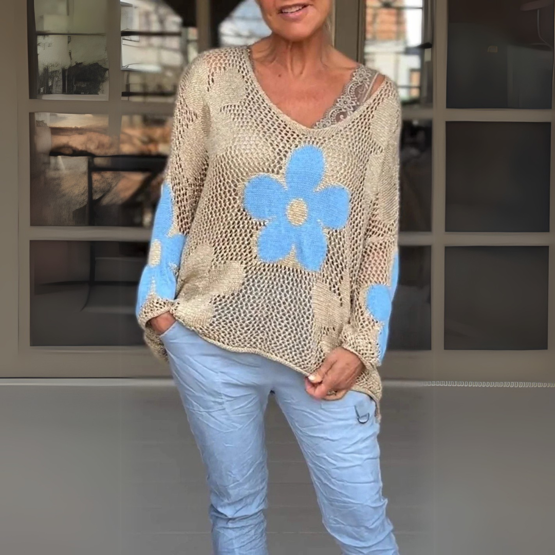Mari | Strikket bluse med v-hals og blomstermønster