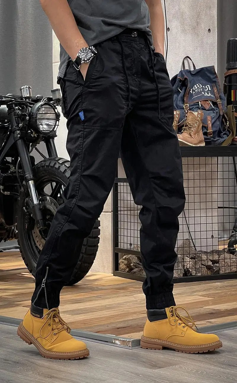 Lucas | Slim Fit Cargo Pants with Practical Pockets