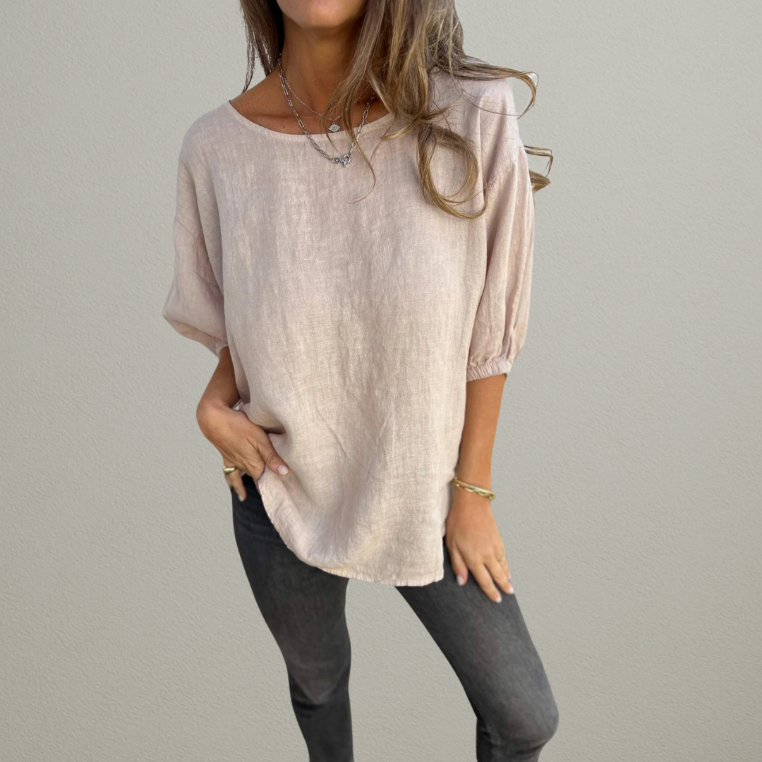 Evangeline | Top with round neckline and mid-length sleeves, made of cotton and linen – perfect for everyday wear