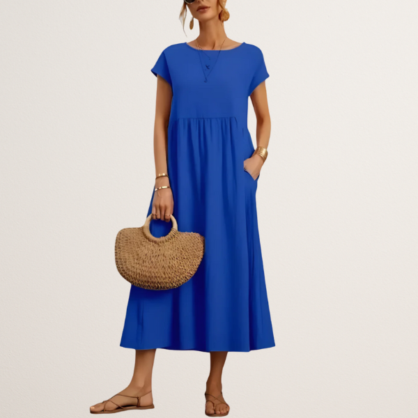 Amelia | Elegant dress with round neckline